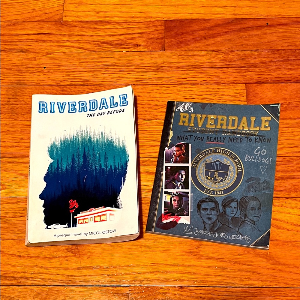 Riverdale Book Set